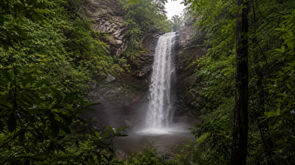 Holcomb Creek Falls, hidden waterfalls in Georgia