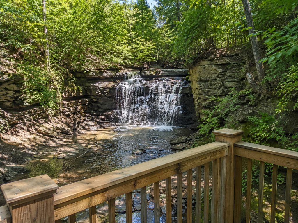 Indian Run Falls — A Waterfall Hiding in a Columbus Suburb