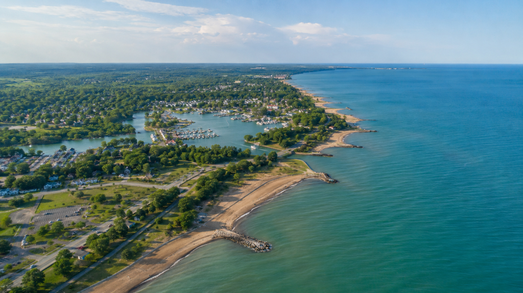 Why the Ohio Lake Erie Beach Road Trip Is One of the Midwest’s Best Hidden Gems